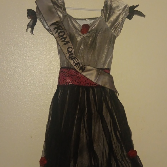 Prom Corpse costume - Picture 2 of 3